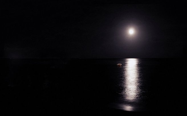moon_and_boat_wallpaper_by_ghostknightgfx-d3dvoii